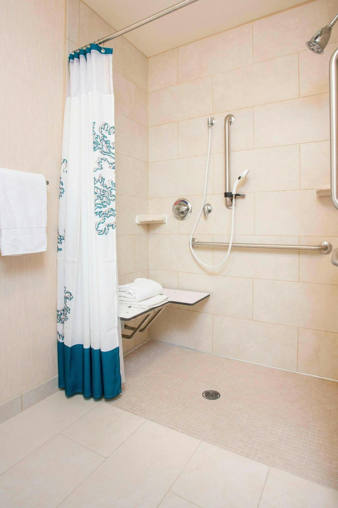 Residence Inn Topeka Zewnętrze zdjęcie